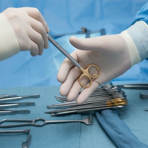 Хирургический инструментарий