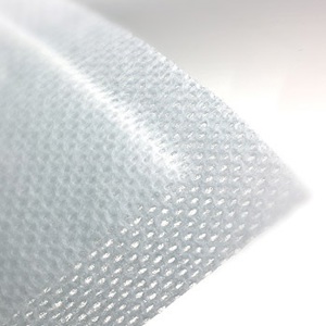 PRIMAPORE™ - фиксирующая повязка с абсорбирующей подушечкой для послеоперационных и острых ран.